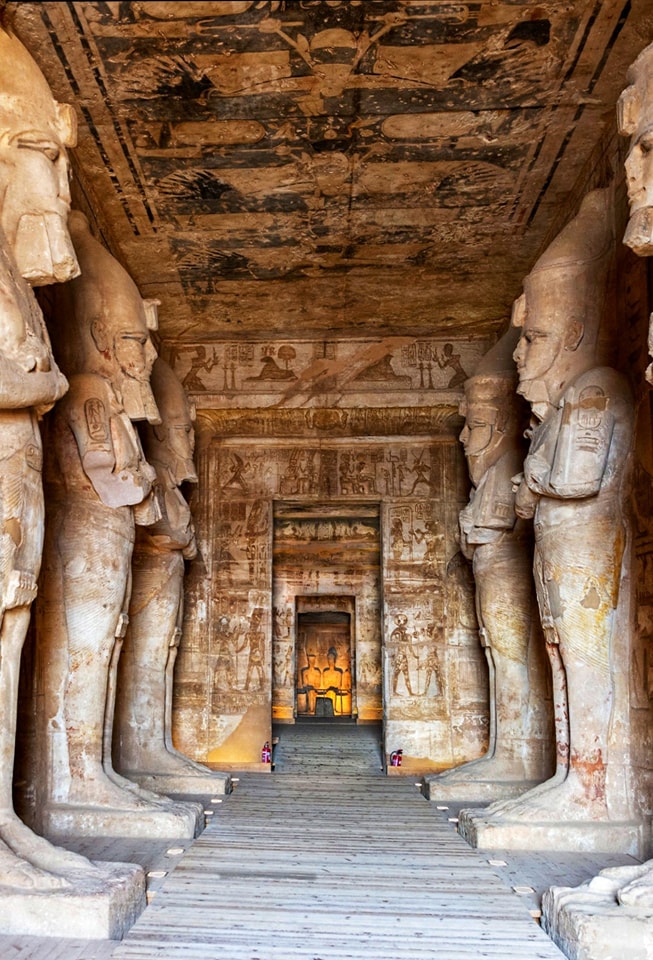 The Majestic Grand Hall of Abu Simbel: A Testament to Ramses II's Legacy