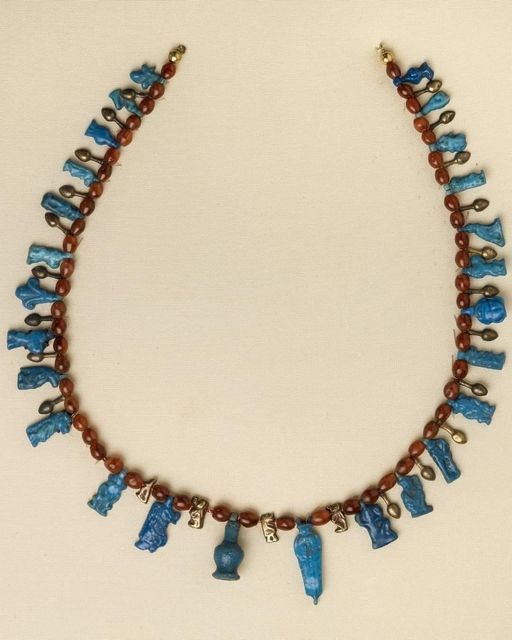 Egyptian Gold, Faience and Agate Necklace (New Kingdom, 18th Dynasty; 1539-1292 BC),