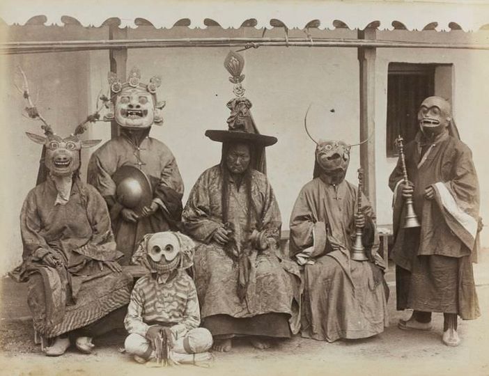 Tibet: the mask as a deity