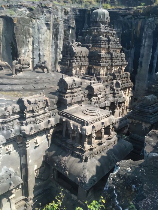 "Estimated to be ~10,000 yrs old. Kailash Temple, Ellora Caves, India has been carved out of single rock, top-down (Yes, top-down!) - Awesome   "