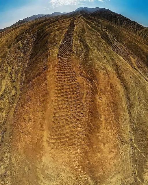 The Mysterious "Band of Holes" in the Peruvian Mountains
