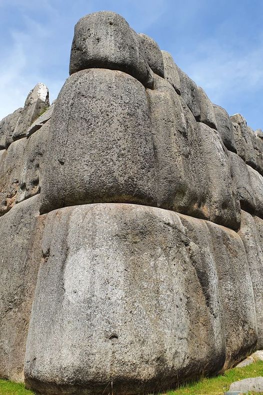 Archaeological Complex of Sacsayhuamán: An Inca Architectural Marvel