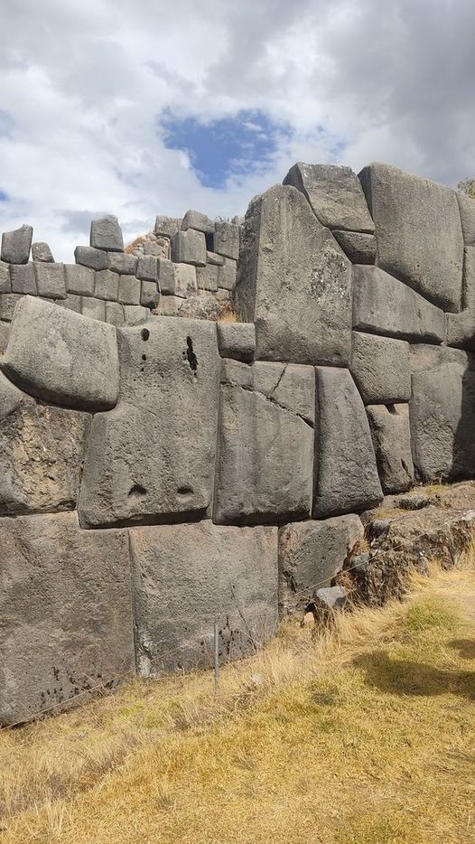 The Walls of Sacsayhuaman: An Architectural Marvel of the Incas