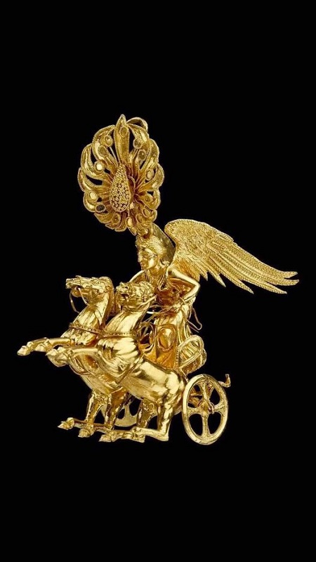 Greek Gold Earring with Nike Driving a Two-Horse Chariot (350-325 BC)
