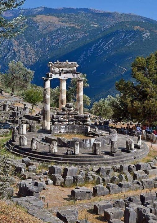 The Mystical Sanctuary of Delphi: A Glimpse into Ancient Greek Spirituality