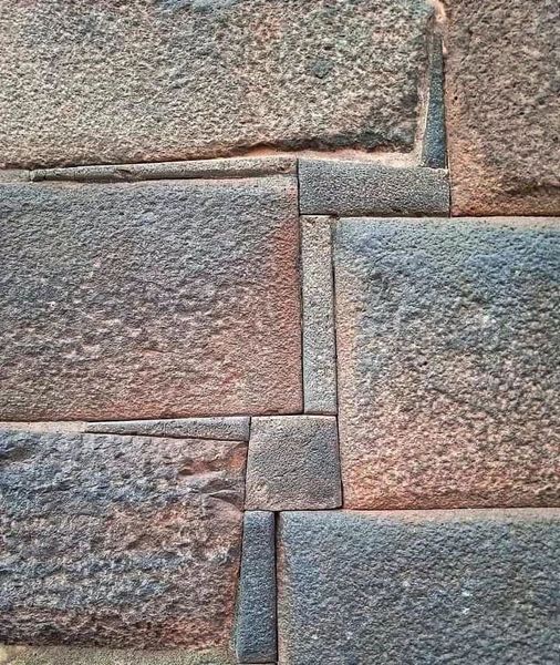 Some details cannot go unnoticed when walking past the walls of Cusco, Imperial City.
