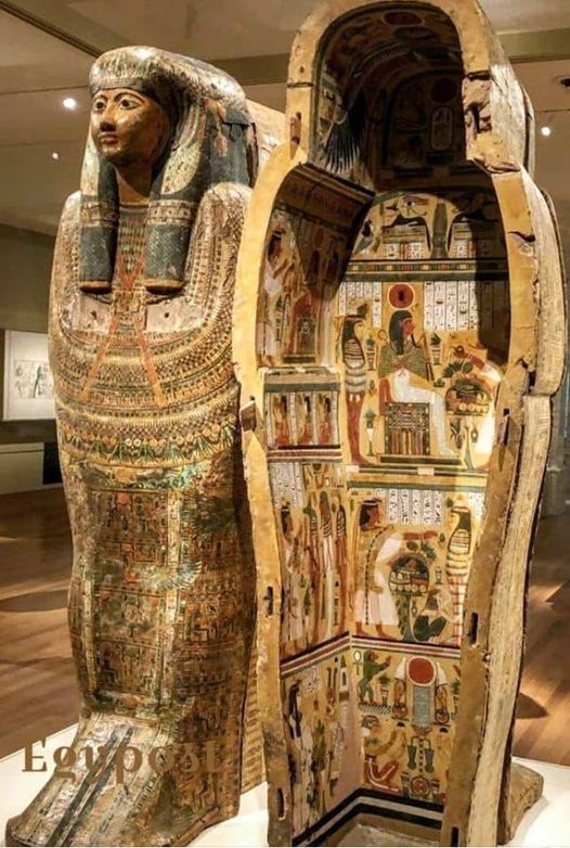Unveiling the Mysteries of the Coffin of Bakenmut: A Glimpse into Ancient Theban Culture