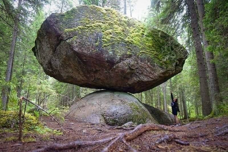 Kummakivi: The Astonishing Balancing Rock of Finland