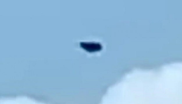 The Mystery of Blurry UFO Photos: Unveiling the Truth Behind the Lens